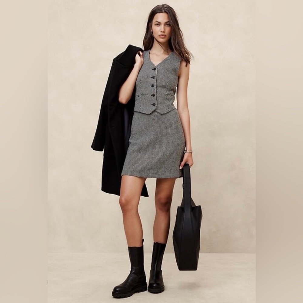 Banana Republic Charcoal Women's Vest
